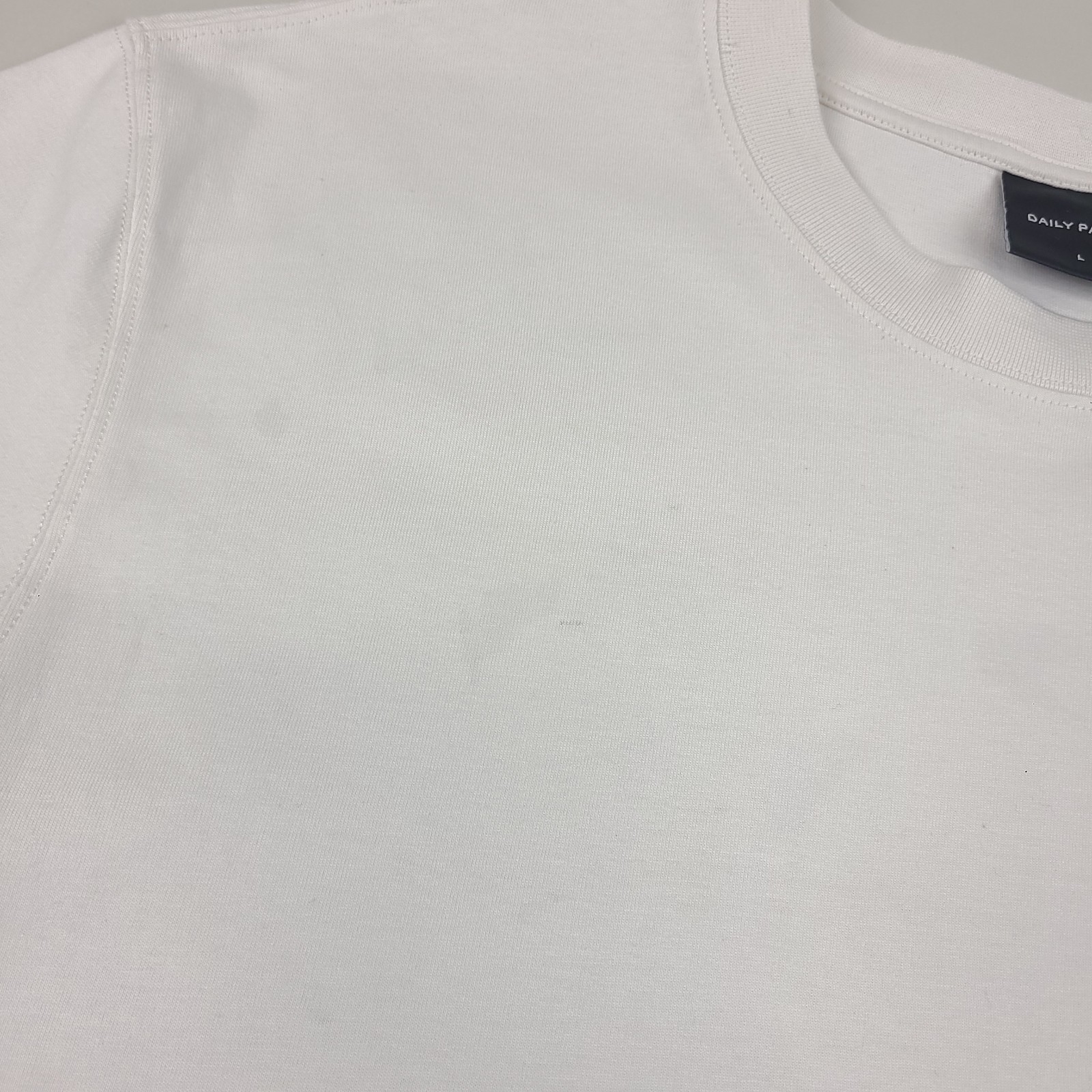 Daily Paper Shirt Mens Large White Cut And Sew Pattern Graphic Tee gallery