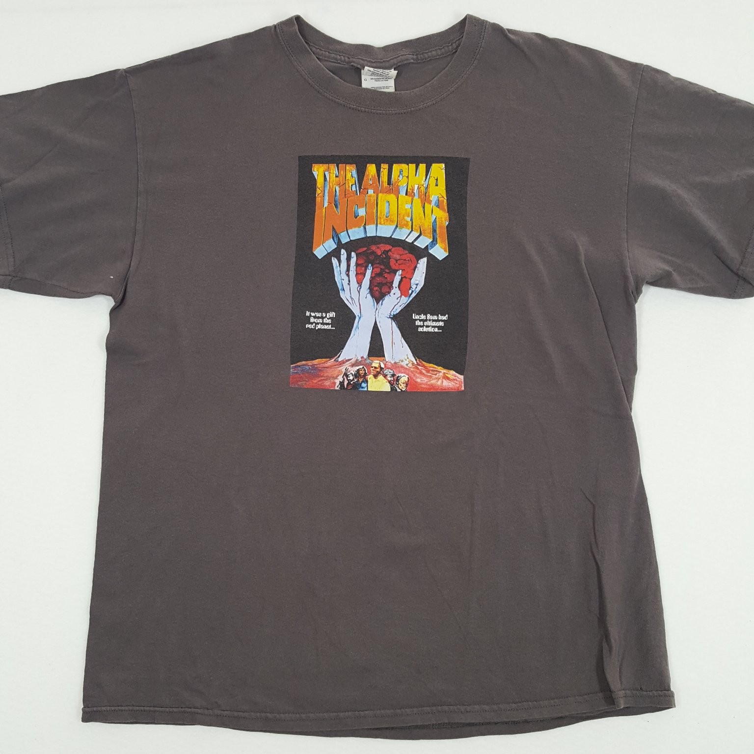 Gildan The Alpha Incident T-Shirt Men's Gray Large Graphic Sci Fi Horror gallery