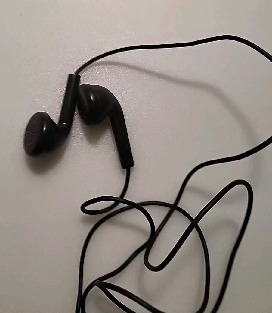 Original Samsung Stereo Headphones with Microphone EHS497Q0ME (GH59-07345A)