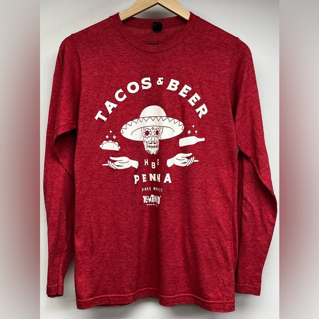 Graphic Red Crewneck L/S Tee Unisex gallery