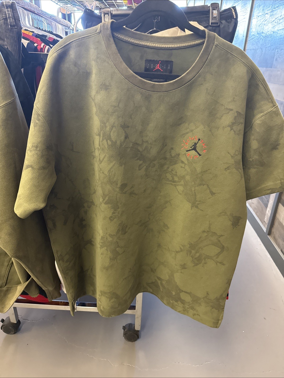 Travis Scott Cactus Jack x Air Jordan Tee Medium Olive (CN3433-222) Size XL gallery