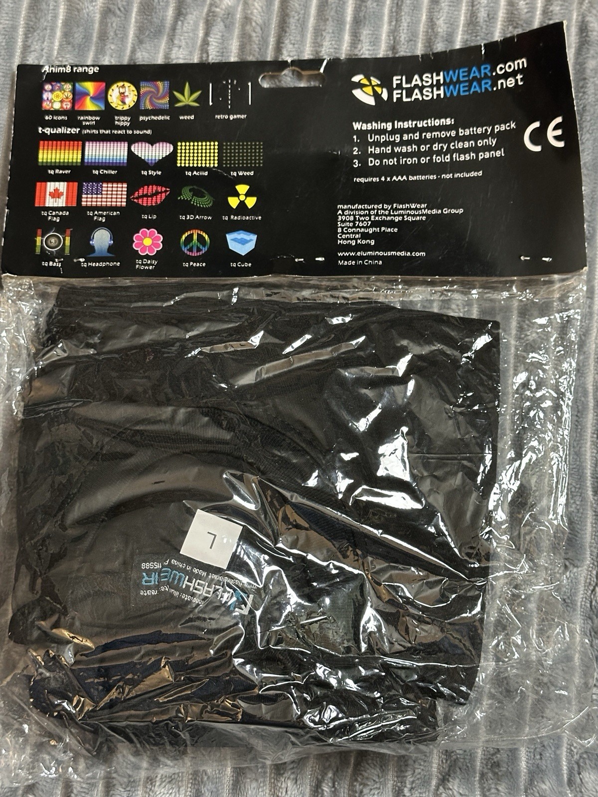 FlashWear T-Qualizer Smiley Face Sound Activated LED Equalizer T-Shirt Large gallery