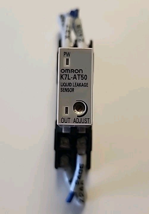 OMRON K7L-AT50 / OMRON LIQUID LEAK SENSOR WITH BASE – Free Shipping