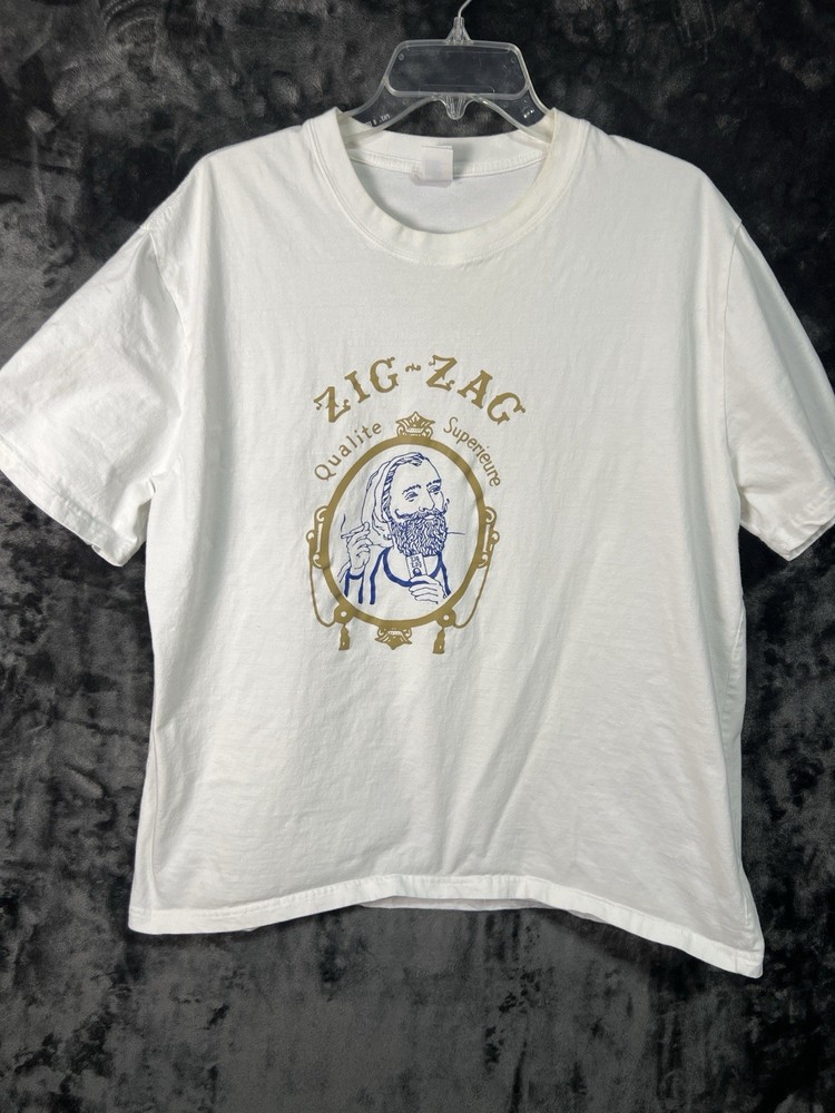 Zig Zag Smoking Man Graphic Tee Large White Cotton Streetwear Unisex Distressed