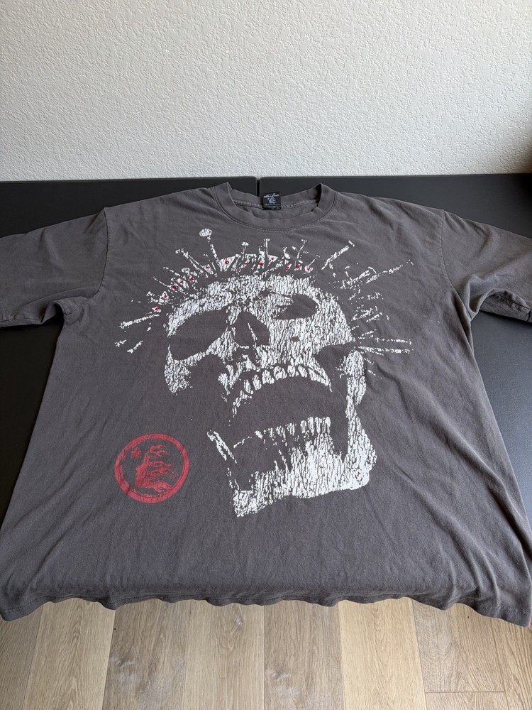 Men’s Gray Skull Graphic T-Shirt Front & Back and Cotton Knit Crew Neck L