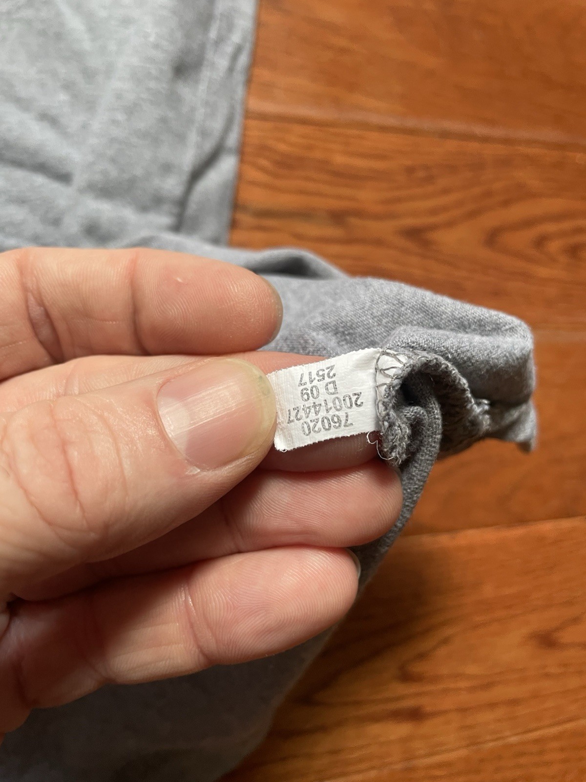 Duluth Trading Co Shirt Mens XL Longtail Pocket Crewneck Gray Cotton Tee gallery