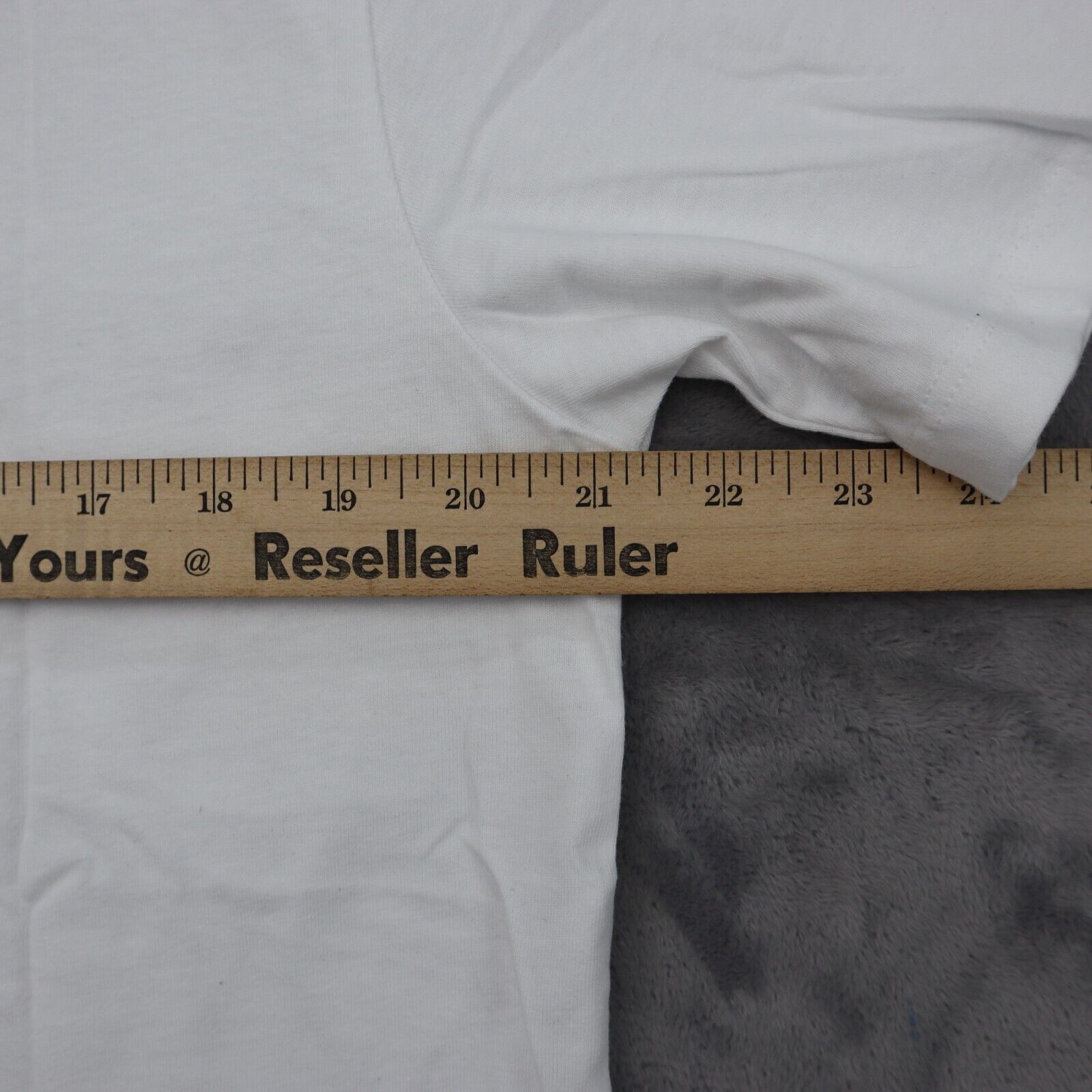 Levi Strauss Shirt Mens L White Short Sleeve Crew Neck Graphic Print Cotton Knit gallery