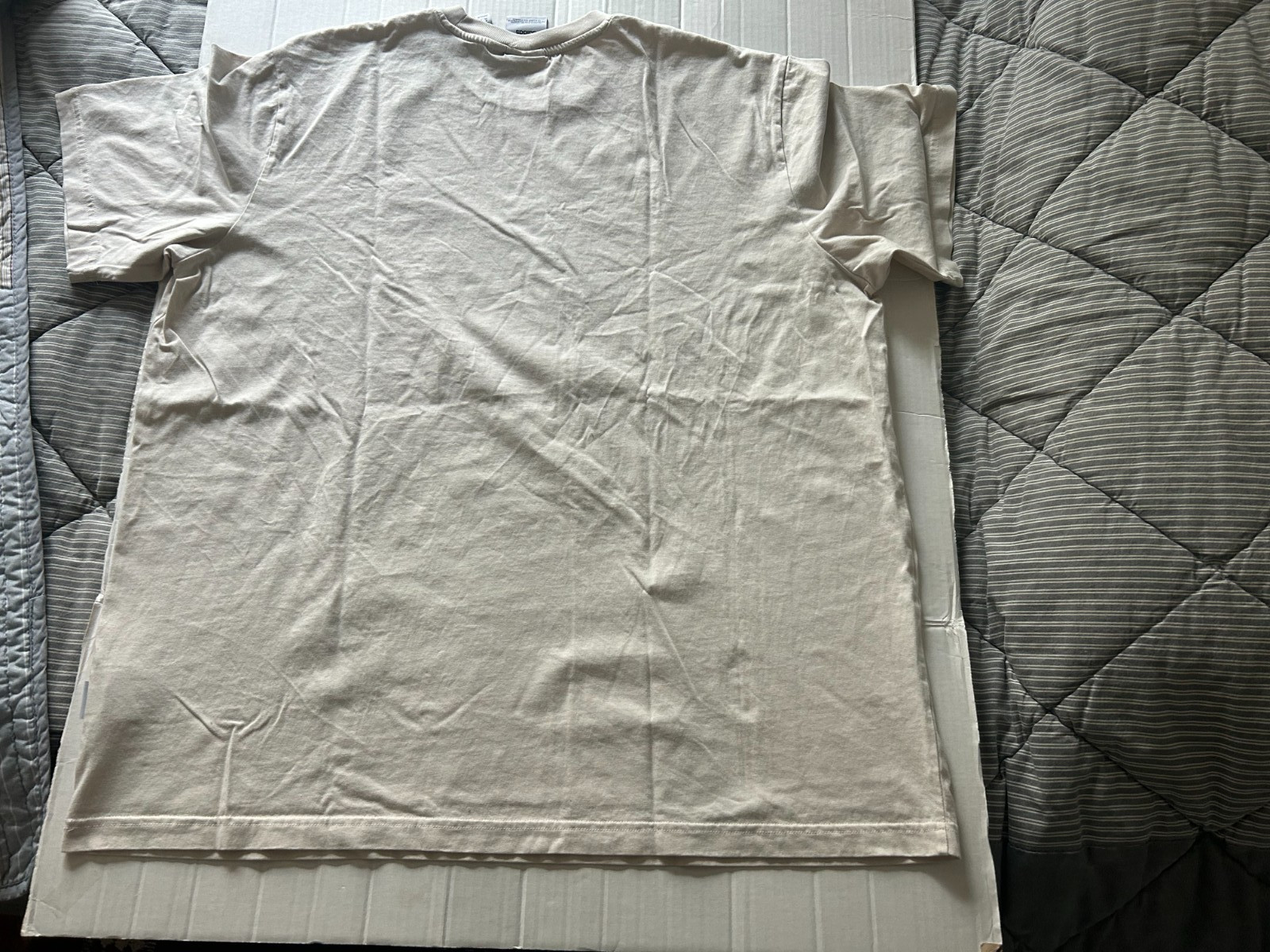ADIDAS TREFOIL SIZE XL OFFWHITE OR CREAM SHORT SLEEVE T-SHIRT.SEE DESCRIPTION gallery