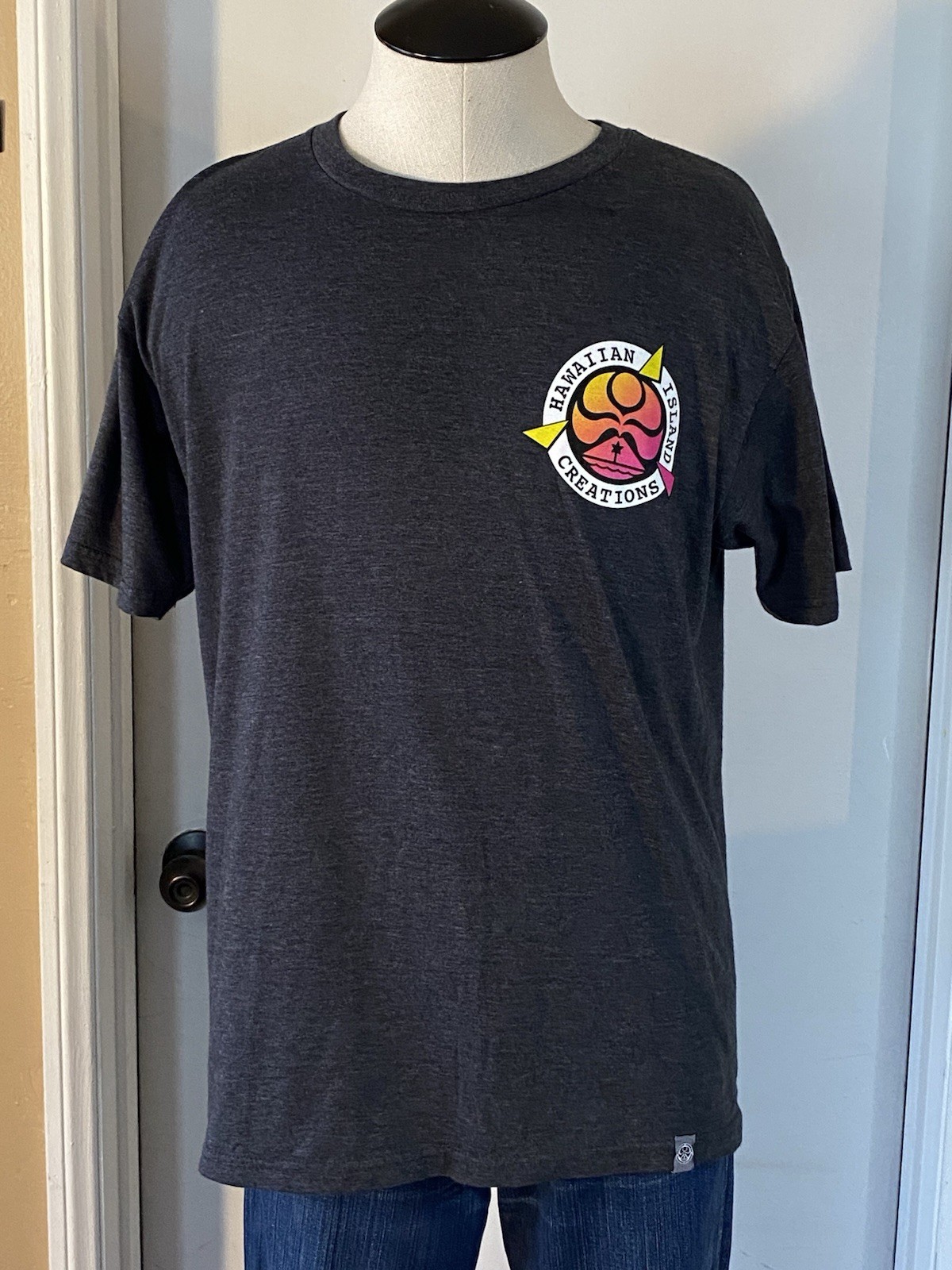 Hawaiian Island Creations HIC Art Design Logo Mens Graphic Tee Large Gray