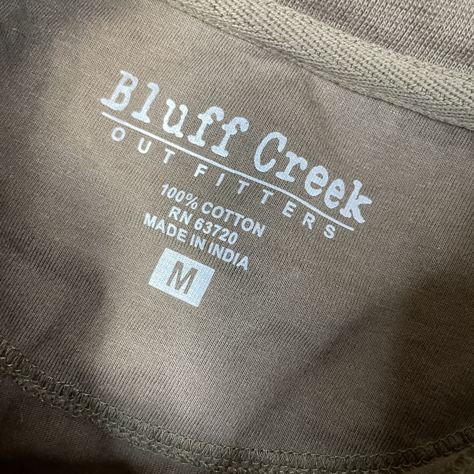 Vintage Bluff Creek Outfitters Men’s Graphic Tshirt Medium Casual Formal Deer gallery