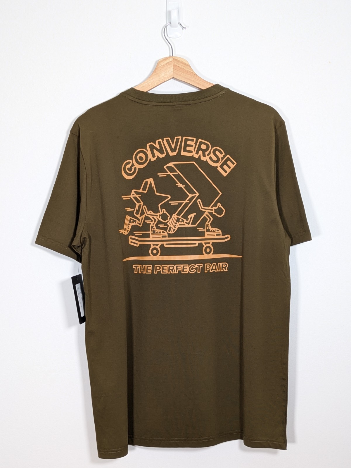 Converse Holiday Skate Tee Graphic Print Short Sleeve T-shirt Medium Khaki gallery