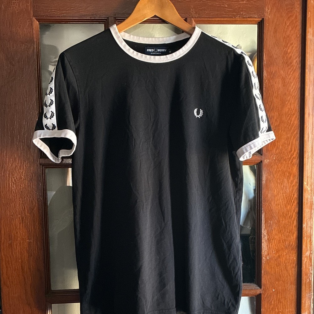 Fred Perry Men’s Black Crew Neck Short Sleeve Logo T-Shirt Size M