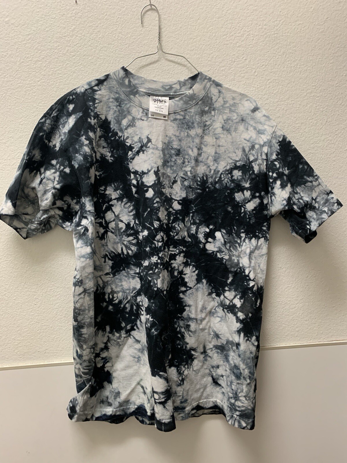 3 NEW MEDIUM Shaka Wear HW Tie Dye T-Shirt - Relaxed Fit - CLASSIC RAINBOW gallery