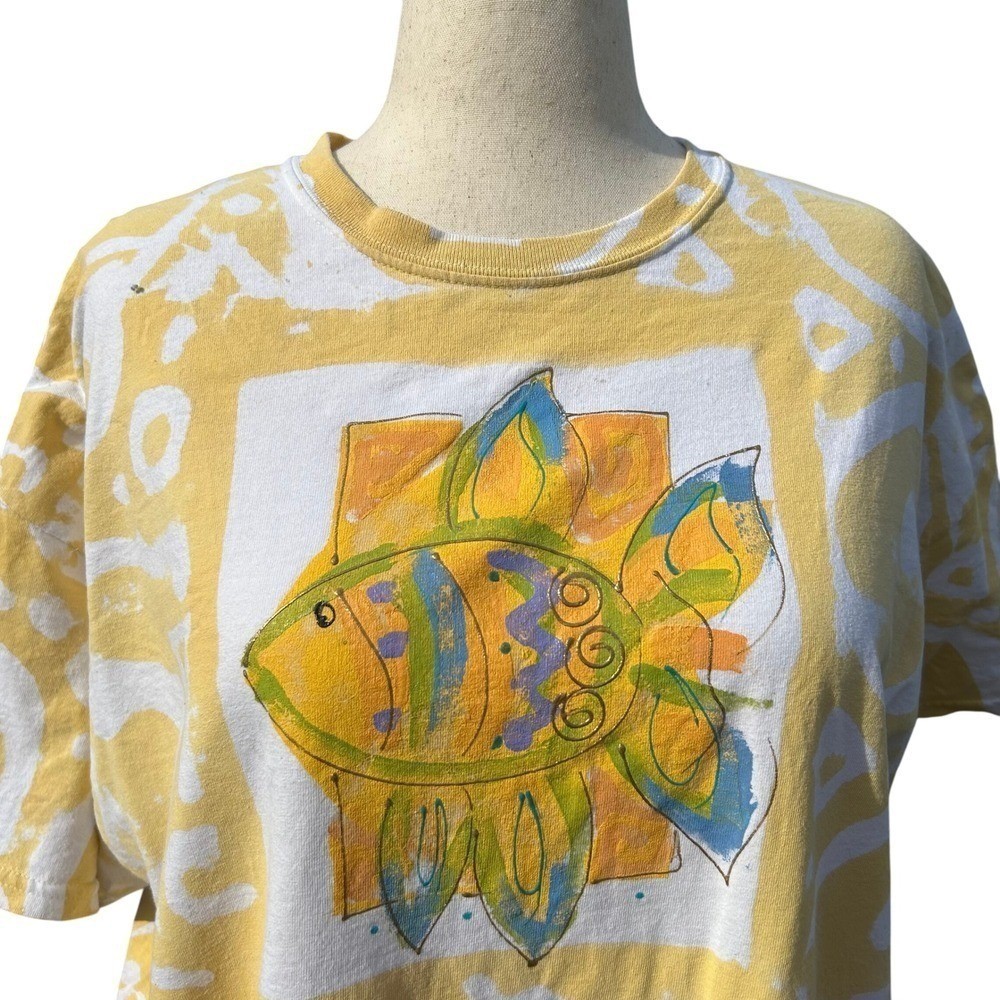 Vintage Style Graphic T-Shirt Yellow Fish Abstract Oversized Gildan 2XL gallery