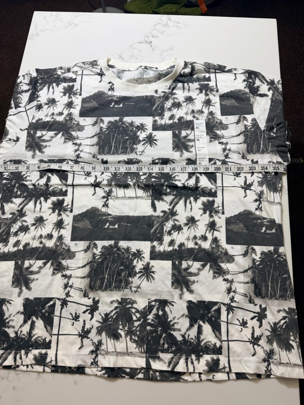 Original Use Palm Tree Graphic T-Shirt Black White XL Short Sleeve gallery