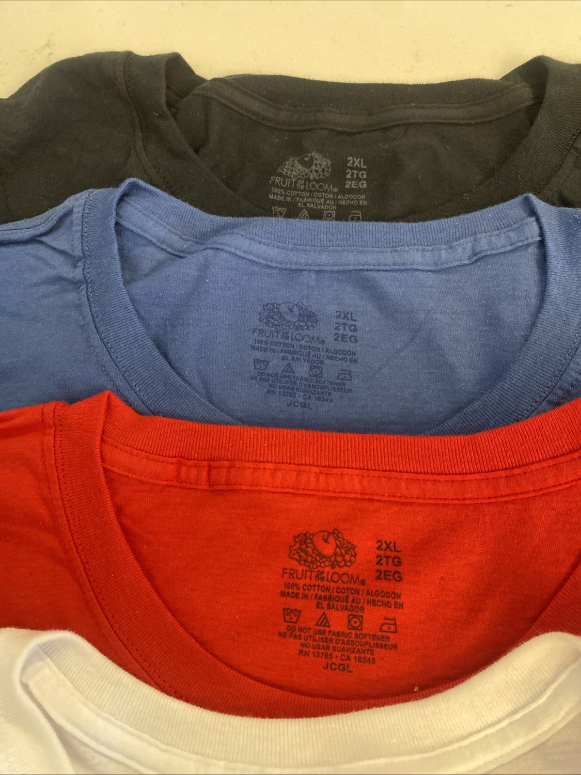 Fruit Of The Loom & Gildan T-shirt Lot Of 17 - NEVER WORN - Blank - Sizes Vary gallery