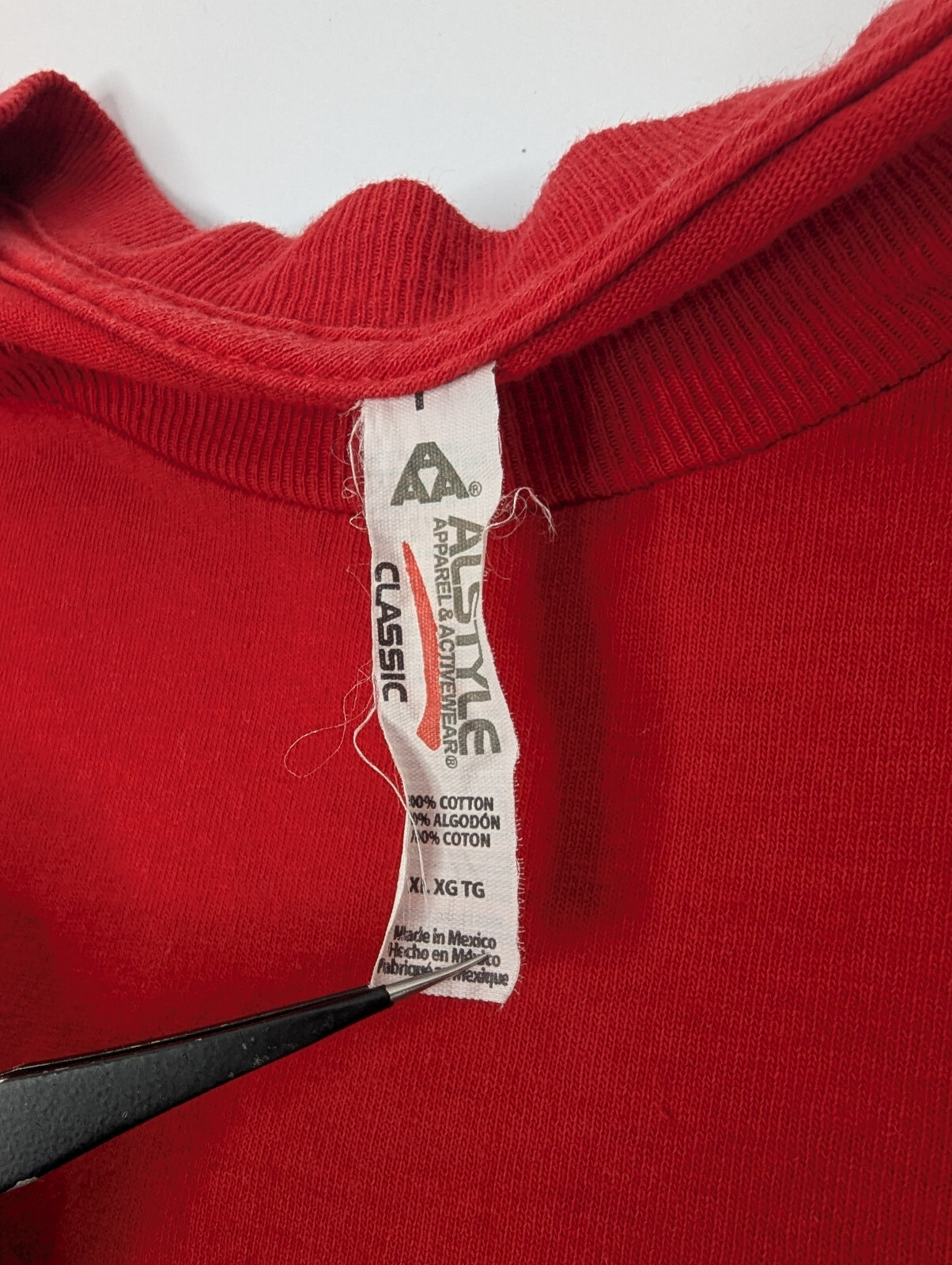 Apple Store Employee Shirt Mens XL Red Coding Apple Logo Technology Code gallery