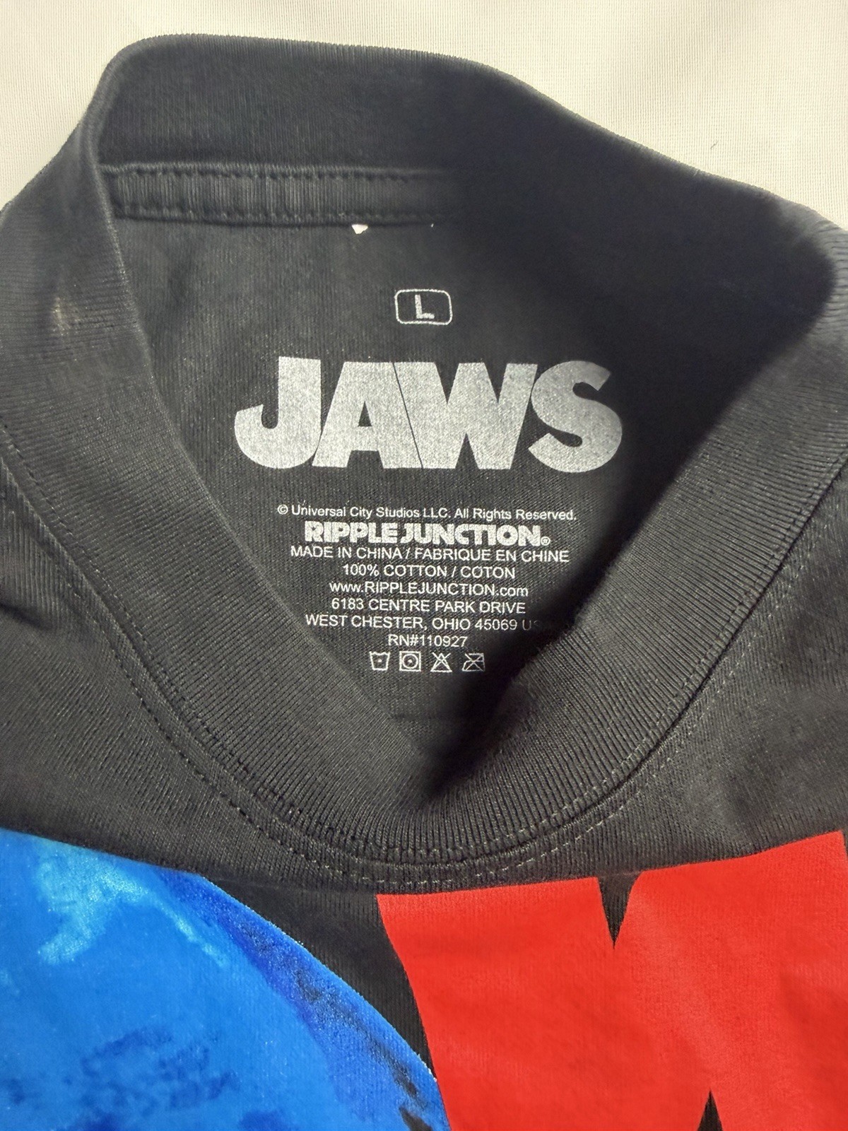 Jaws Ripple Junction Universal Heavyweight SS Black Shirt Movie Sz L B87 gallery