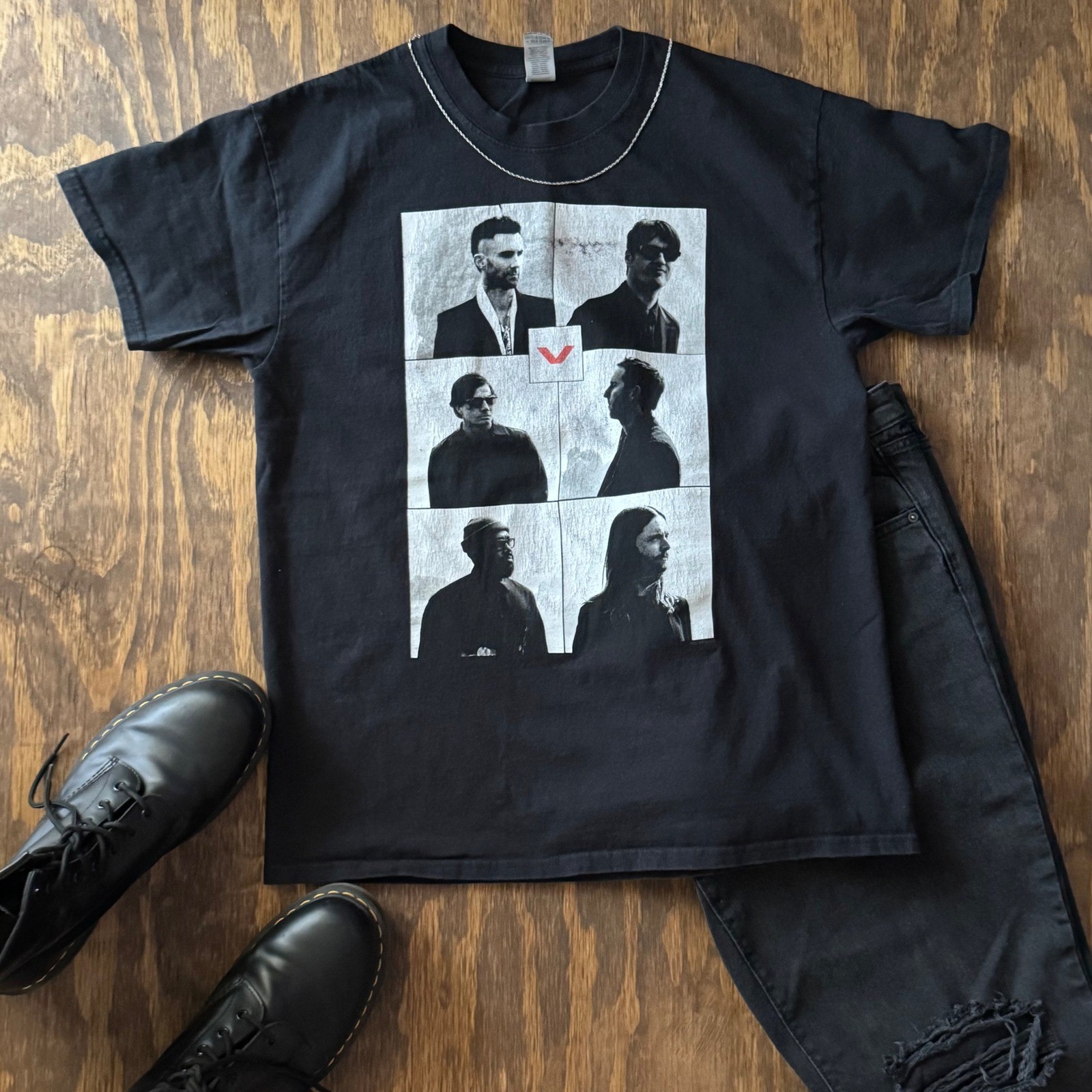 Maroon 5 2021 Tour Shirt Large Black Gildan Band Tee Adam Levine M5