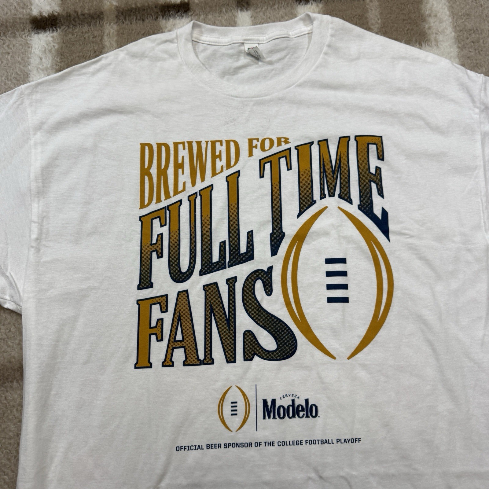Modelo Football White T Shirt Mens Size XL Cerveza Brewed For Full Time Fans gallery