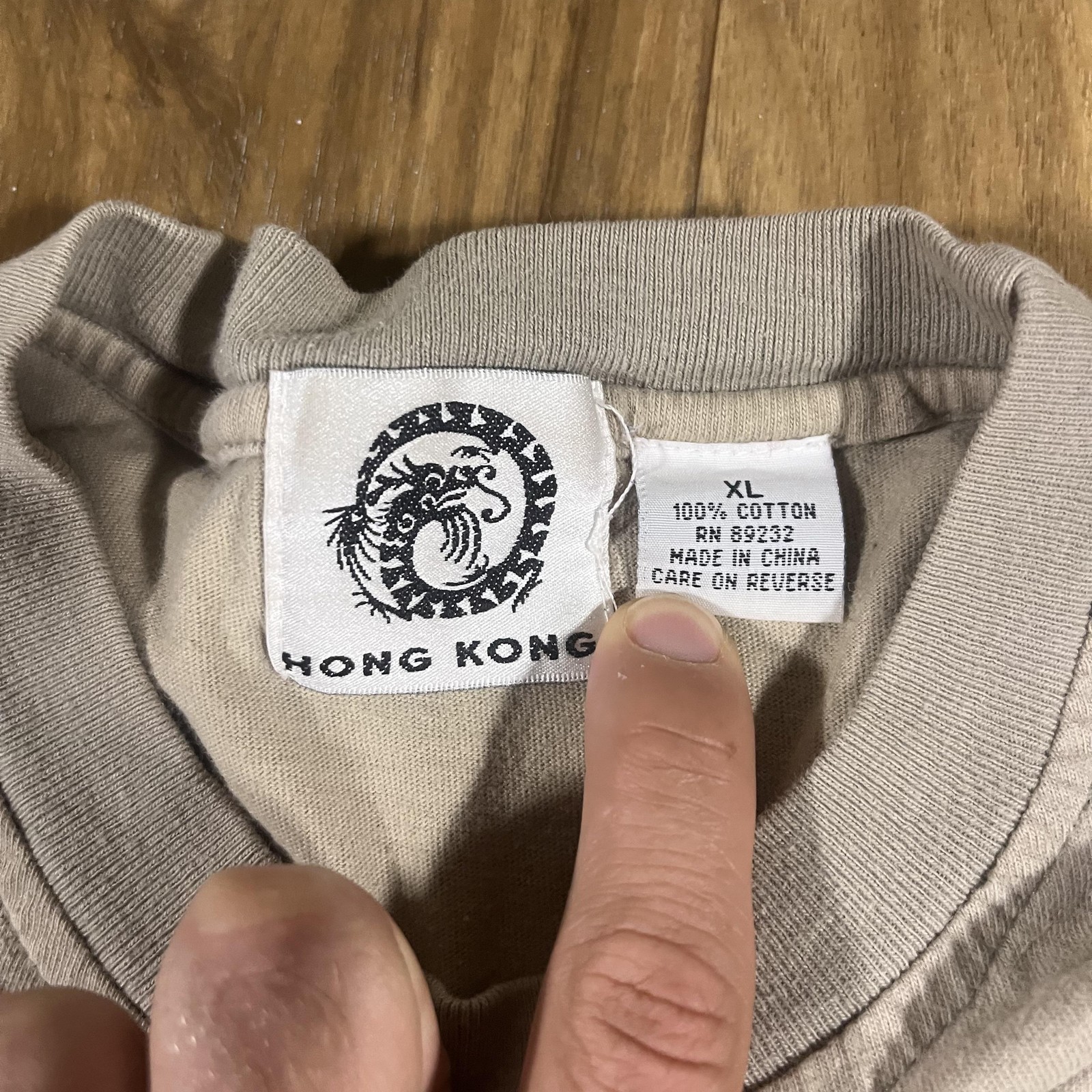 Vintage Hong Kong Shirt Mens XL Beige Embroidered Stamp Graphic Tourist Tee 90s gallery