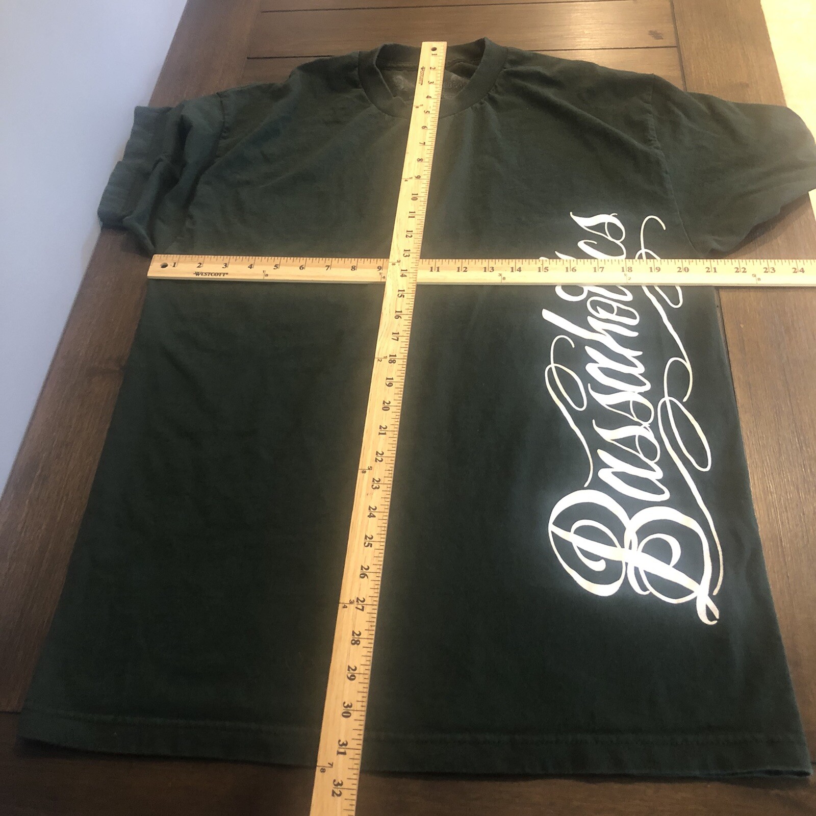 Bassaholics Bass Shirt LG Tournament Series Addicted Trophy Hunters Green TShirt gallery