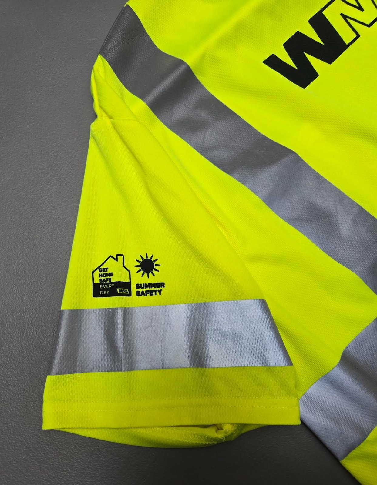 SAFETY YELLOW/REFLECTIVE T-SHIRT MEN'S LARGE gallery