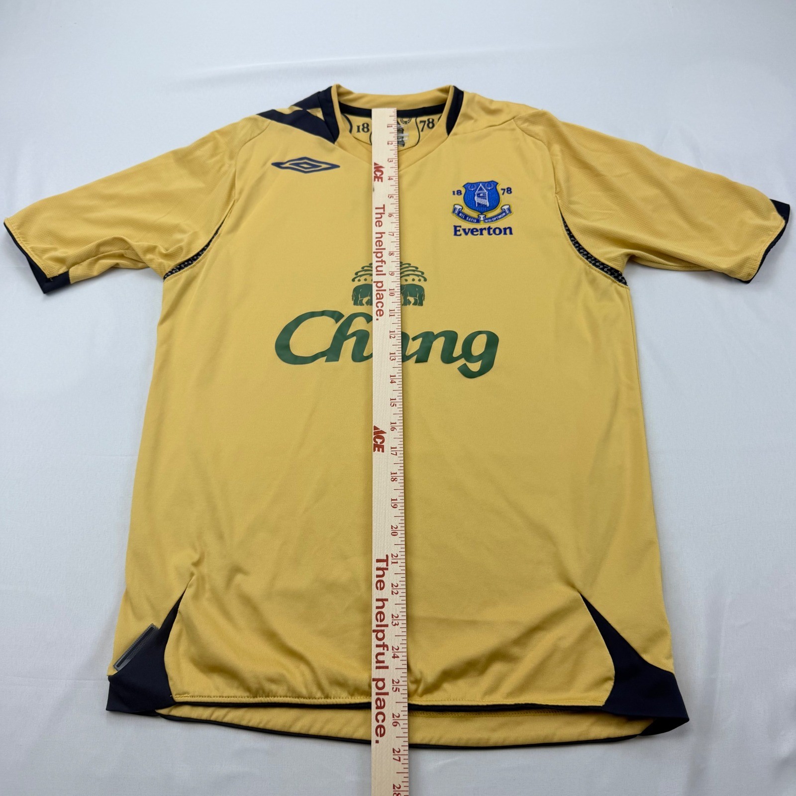 Umbro Everton Soccer Jersey Mens Small Yellow 2010-11 Away Chang Sponsor Kit gallery
