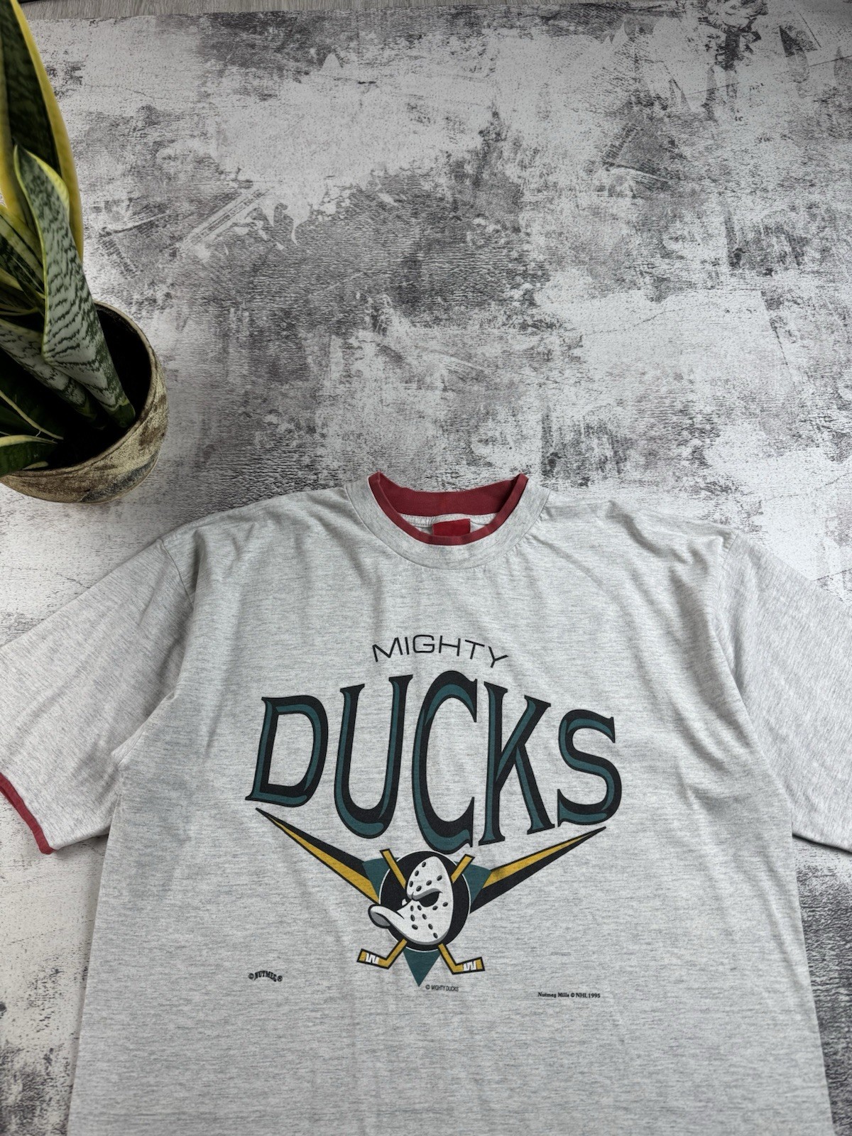 Mighty Ducks 1995 NHL Hockey Kick Nutmeg Vintage Men’s Cotton T Shirt Tee Jersey gallery