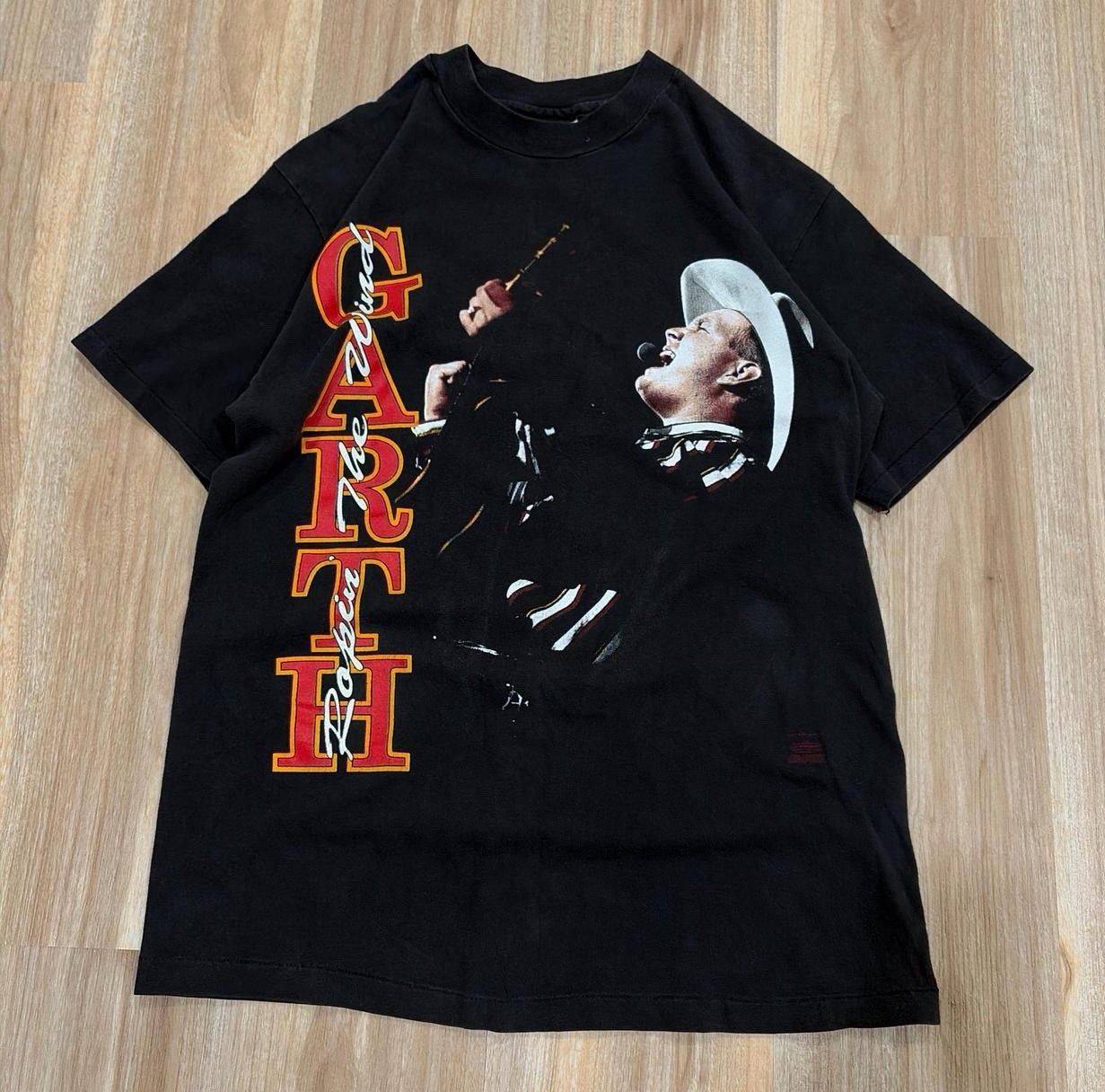 90s Garth brooks graphic band tee single stitch made in USA