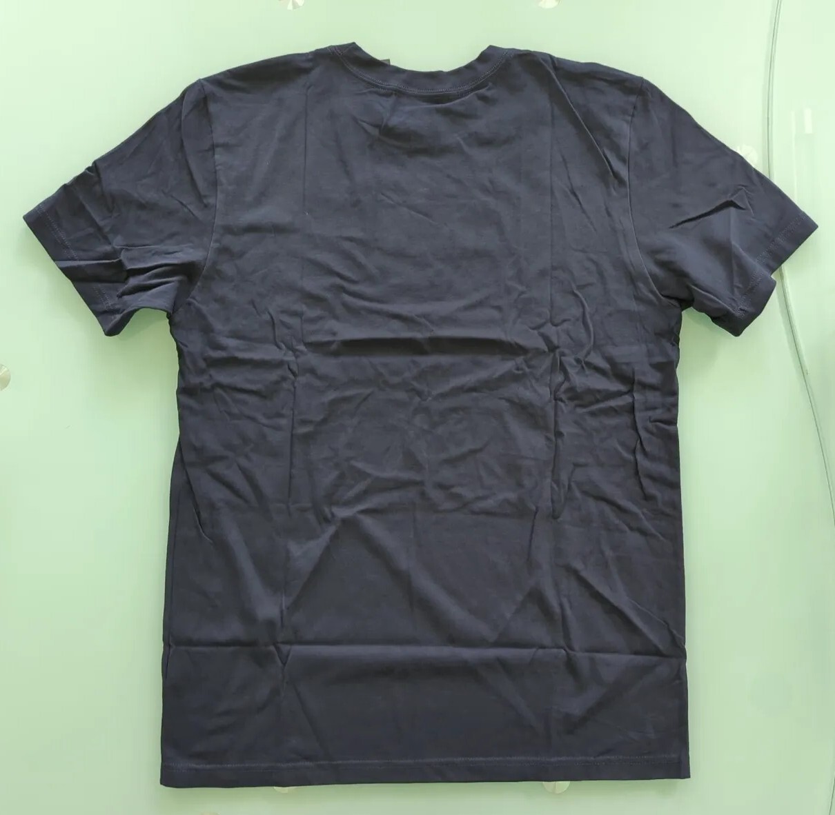 THE NORTH FACE Mens Boxed in Graphic Aviator Navy T Shirt Fish Sz L NF0A475ARG1 gallery