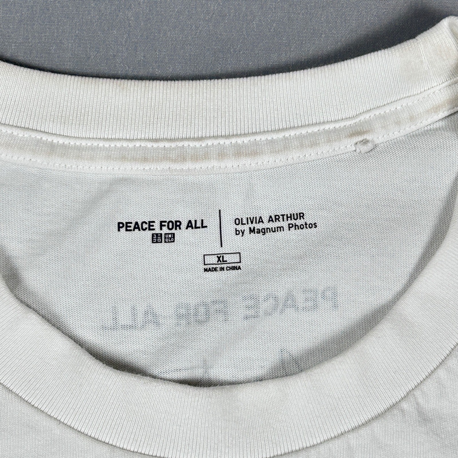 Uniqlo Peace For All Olivia Arthur Imagine Graphic T-Shirt Mens XL Unisex White gallery