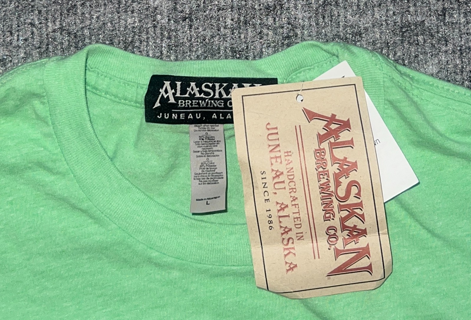 nwt ALASKAN BREWING COFFEE BROWN ALE TEE Alaska Heritage Coffee Beer L t-shirt gallery
