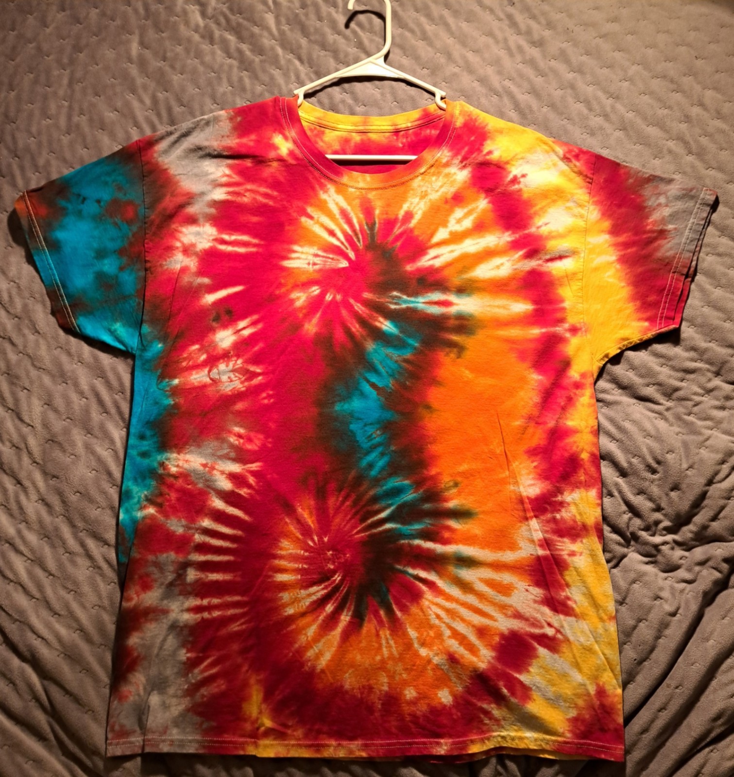 Unique Handmade 2XL 100 % Cotton Fruit of the Loom Double Swirl Tye Dye Shirts gallery