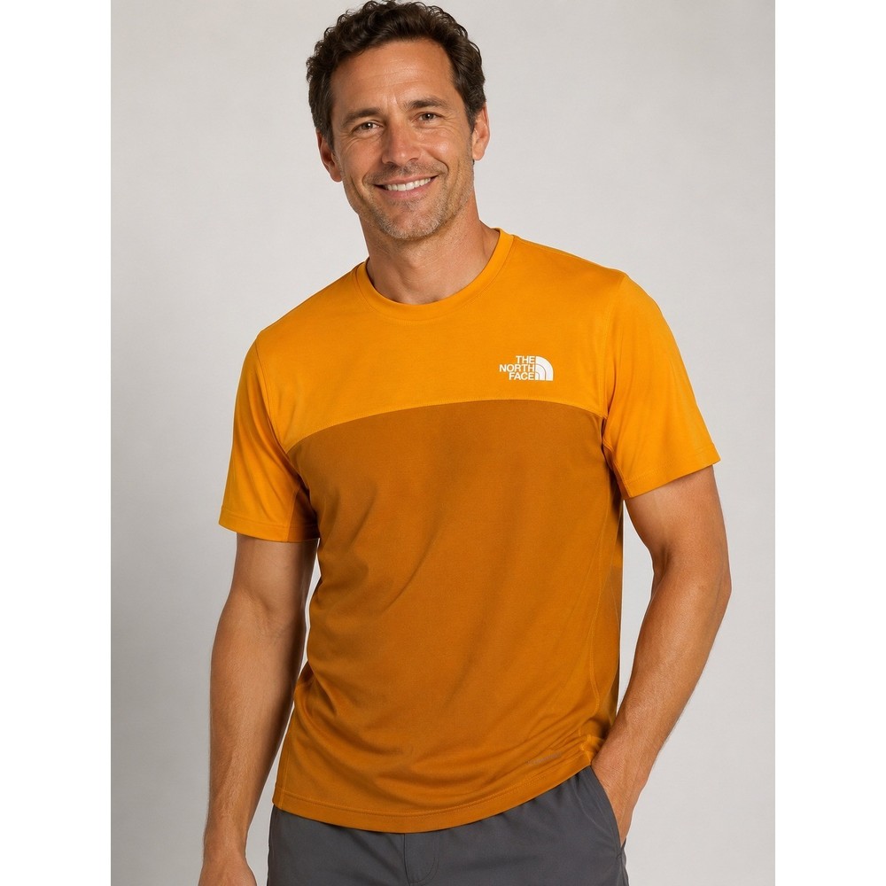 The North Face Flash Dry Short Sleeve Performance Tee Golden Yellow Men’s Medium