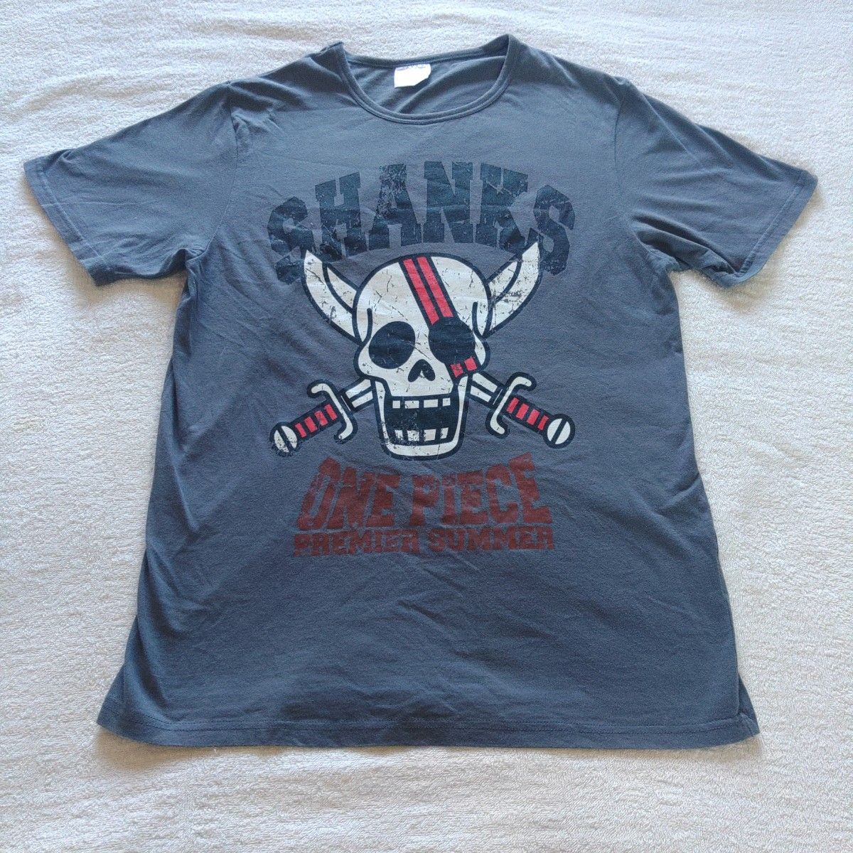 One Piece Shanks T-Shirt USJ Universal Studios Japan Double Sided Anime Tee Rare gallery