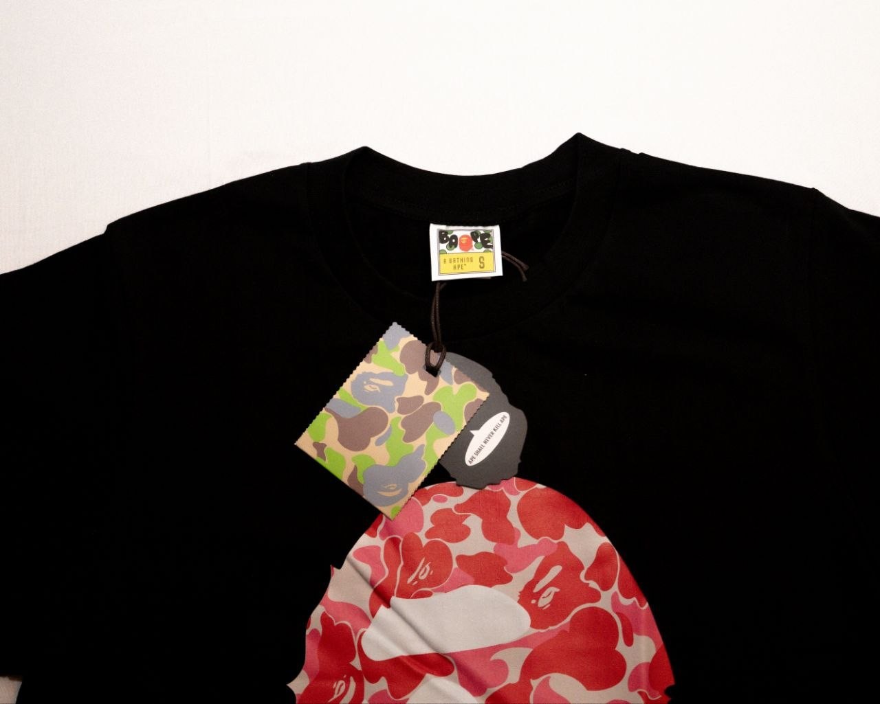 BAPE T-Shirt (Red/White) “Camo Graphic Tee” gallery