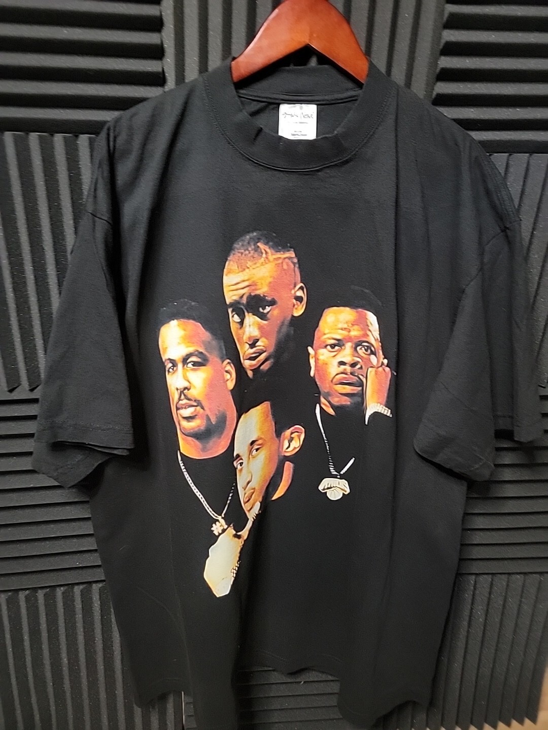 KNICKS LEGENDS ON SHAKA HEAVYWEIGHT GARMET DYED T SHIRT gallery