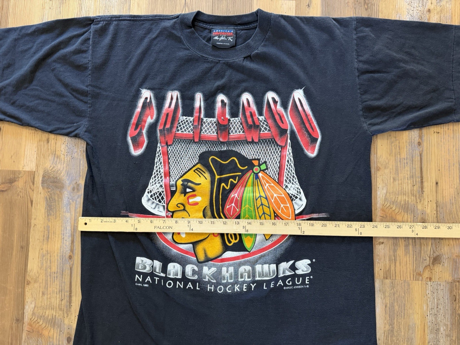 Ritz Men’s Vintage Chicago Blackhawks NHL Graphic Logo Cotton Knit Tee XL gallery