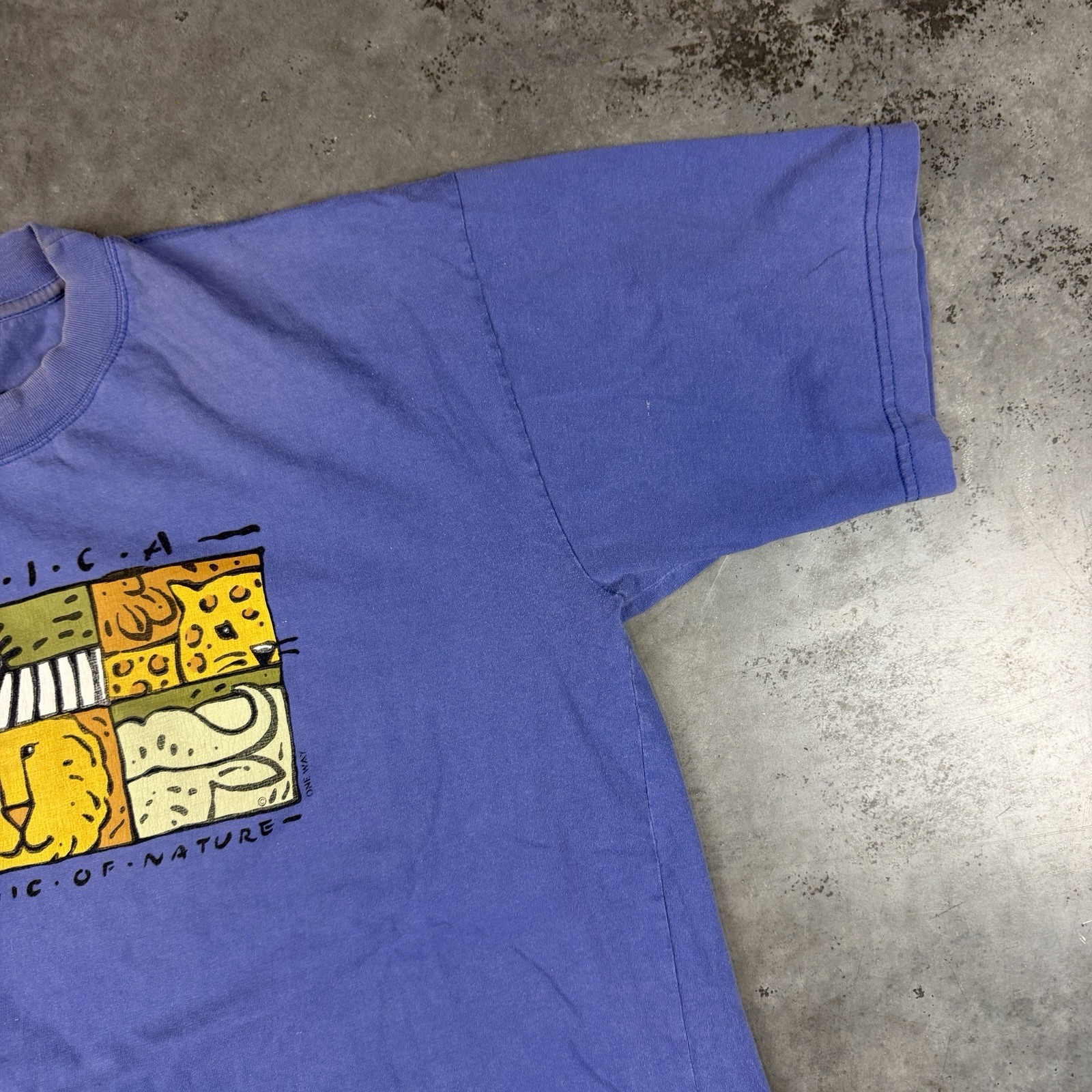Vintage Africa T Shirt Mens XXL Blue Faded Art Preowned gallery