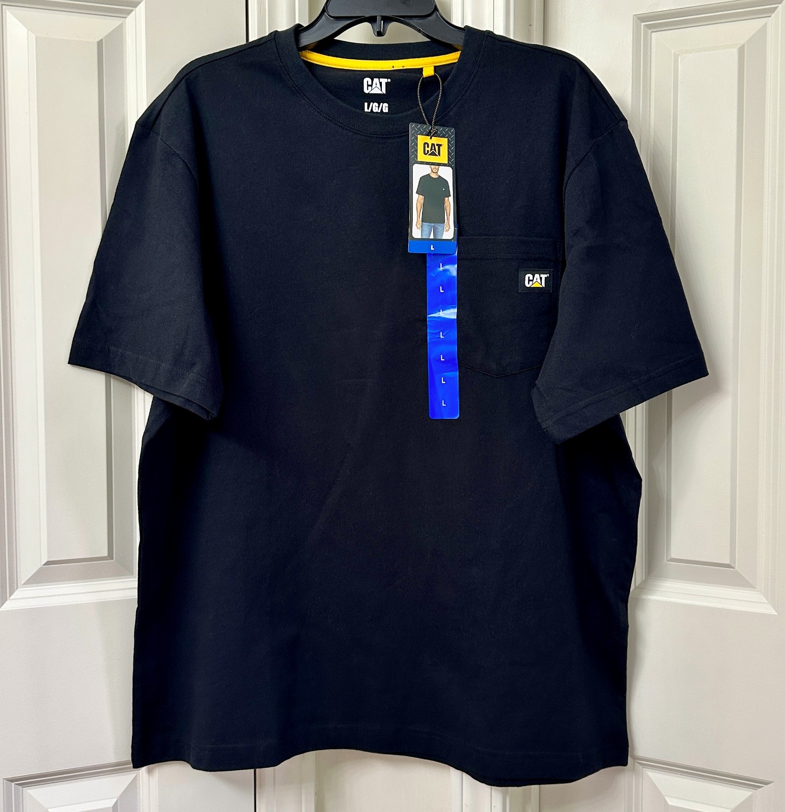 Cat Men's Short Sleeve Crew Neck Logo Tee, Black gallery
