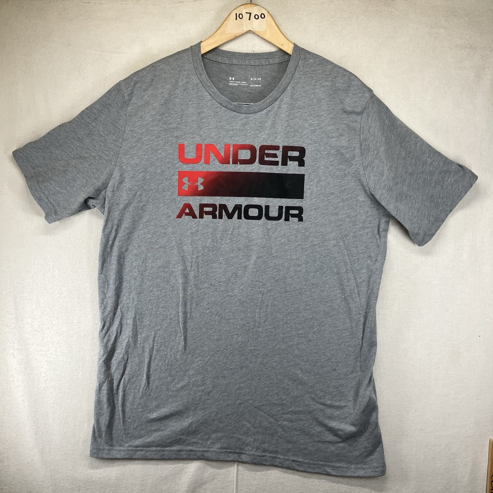 Men’s Under Armour Loose Fit Heat Gear T Shirt Thin Lightweight Large EUC