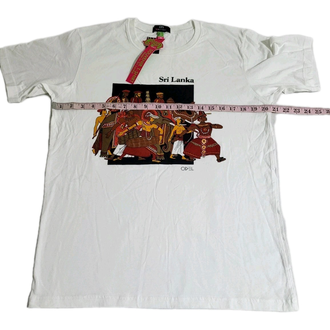 Luv SL by Odel Perahera White Graphic Print Souvenir T-shirt Sri Lanka Size M gallery