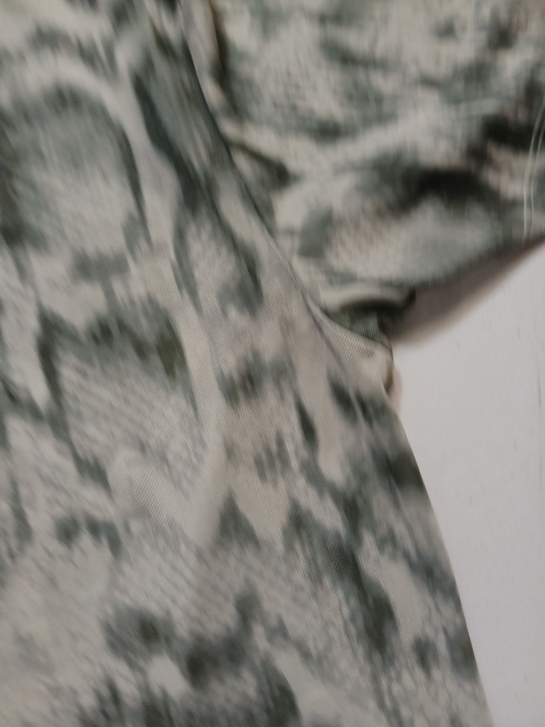 Forever 21 Mens Mesh See Through T Shirt Size M Camo Green Sage Polyester New gallery