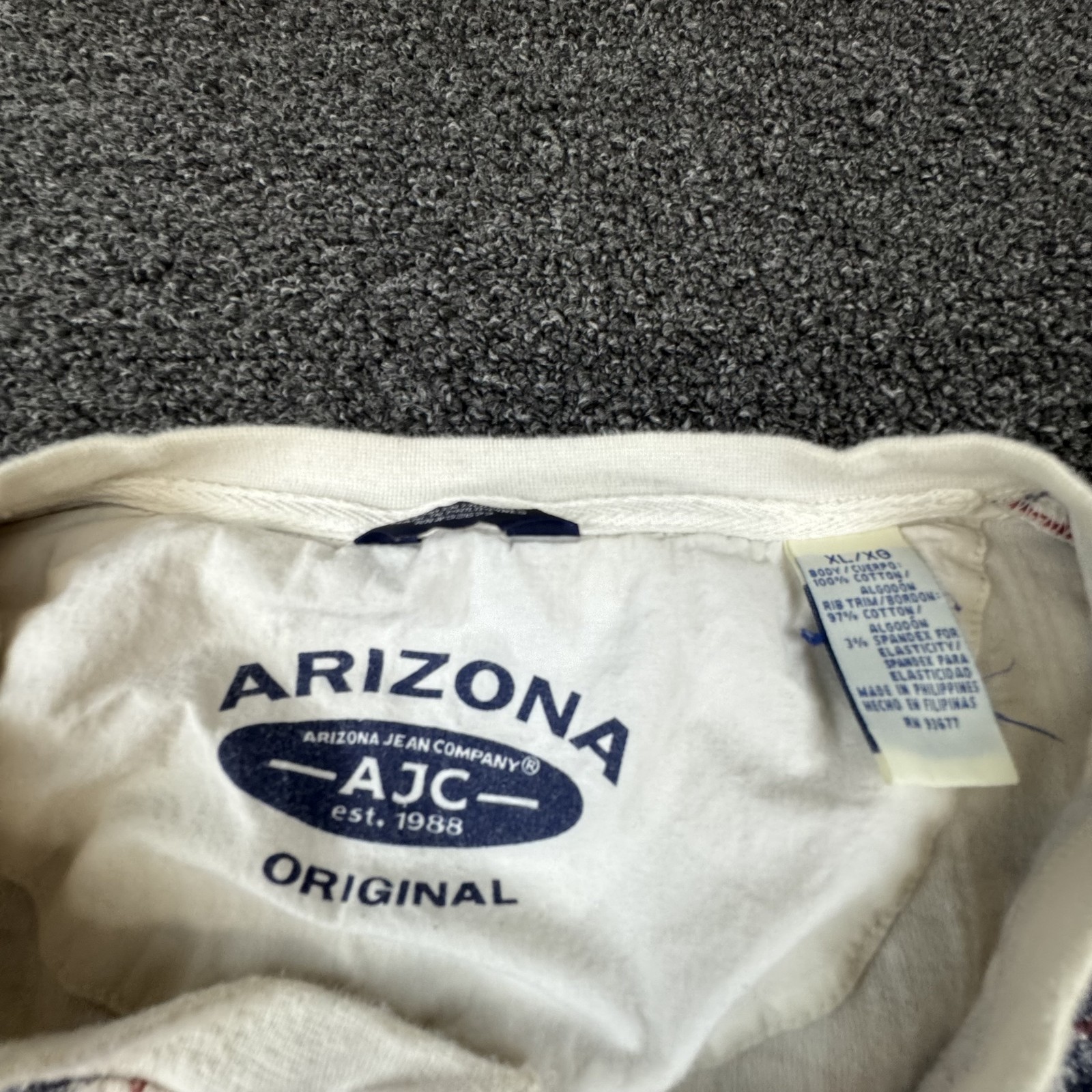 AriZona Shirt Mens XL Blue Short Sleeve Henley Check Pocket Button Logo Tee gallery