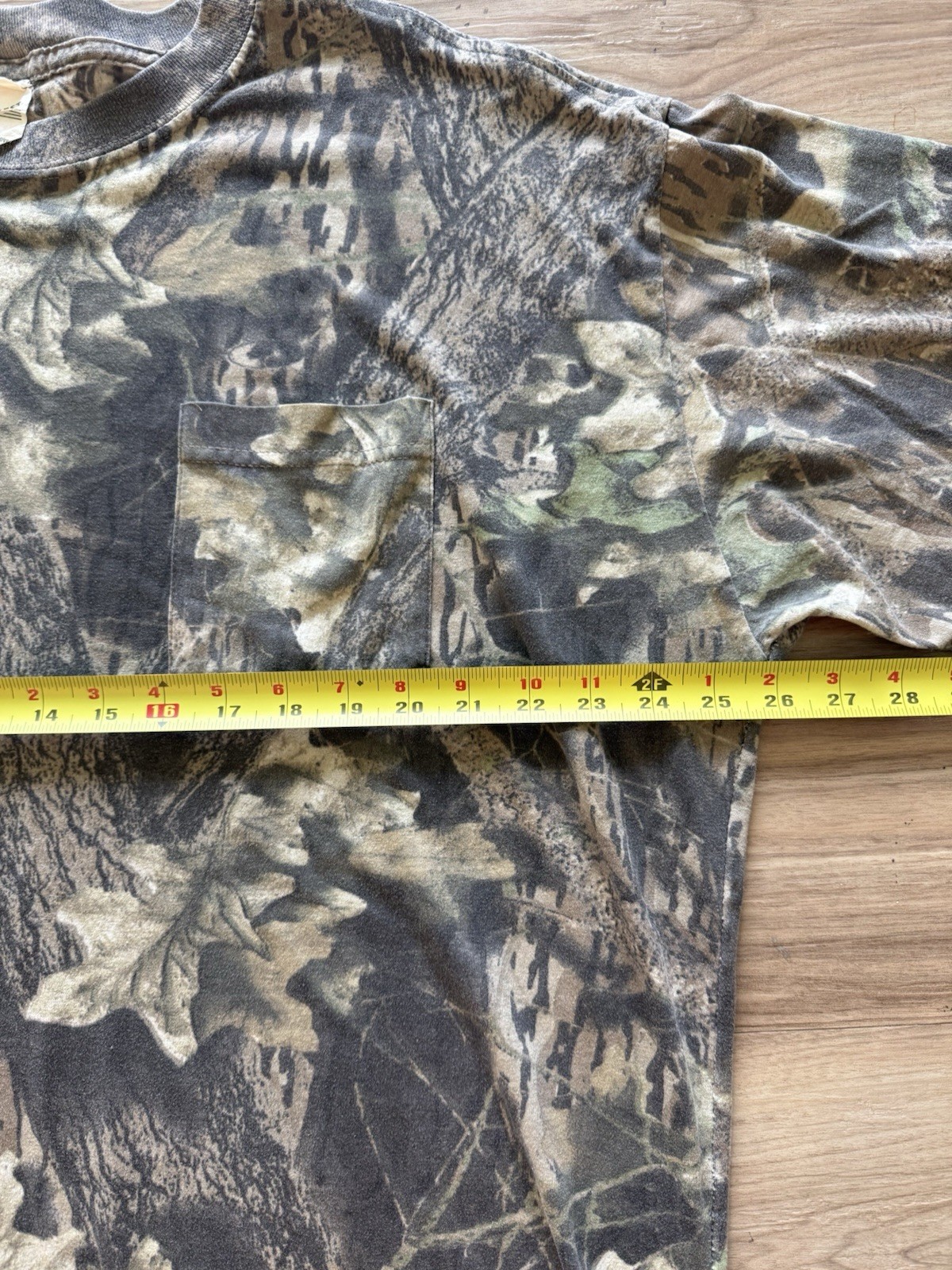 Lot of 3 Vintage Mossy Oak and Realtree Camo Long Sleeve Pocket T-Shirts gallery