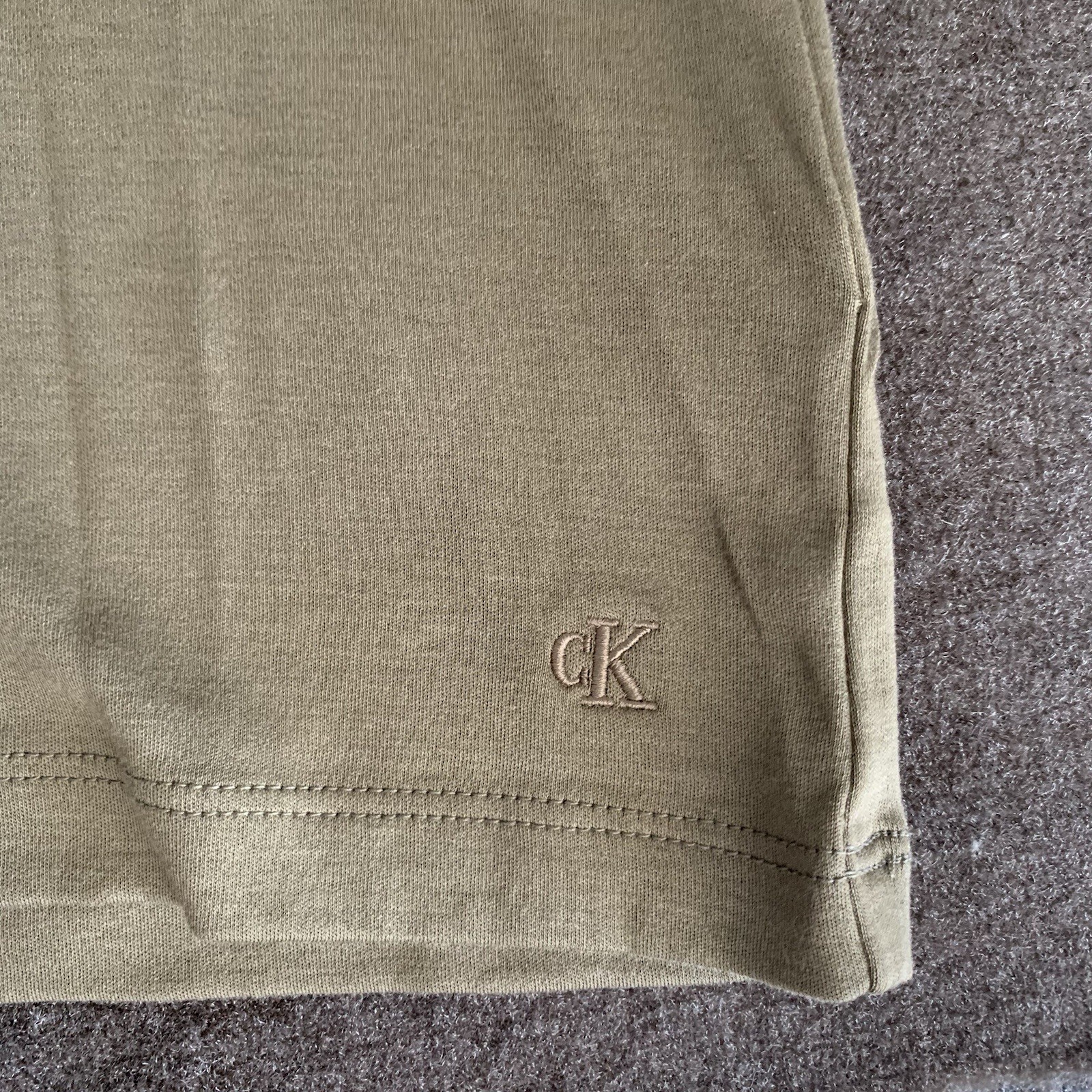 Calvin Klein Mens L Short-Sleeve Supima Cotton Soft Interlock T-Shirt Capers gallery