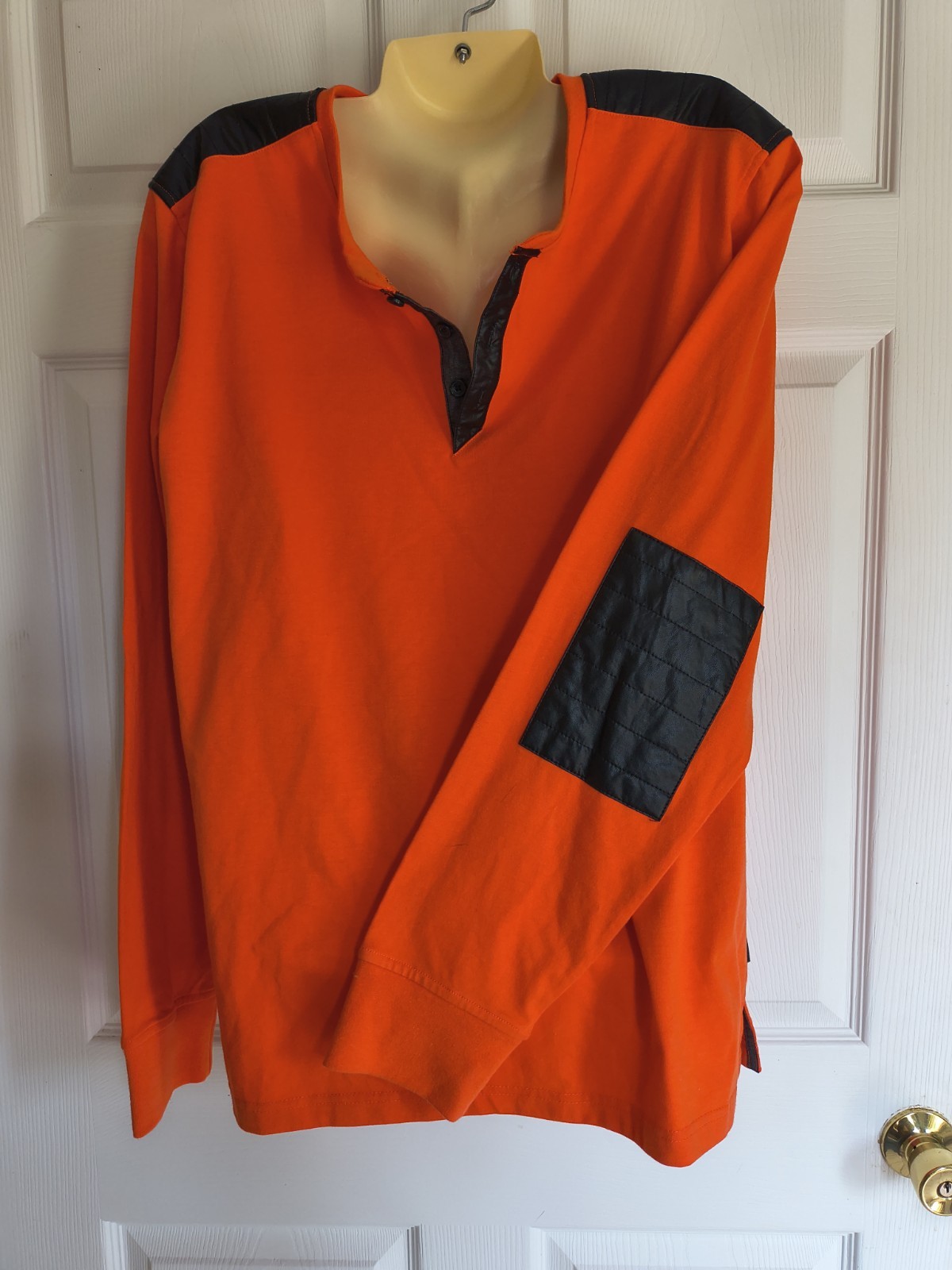 ​Men's Sean John Long Sleeve Henley Shirt - Orange/Black Quilted Accents - SzXL gallery