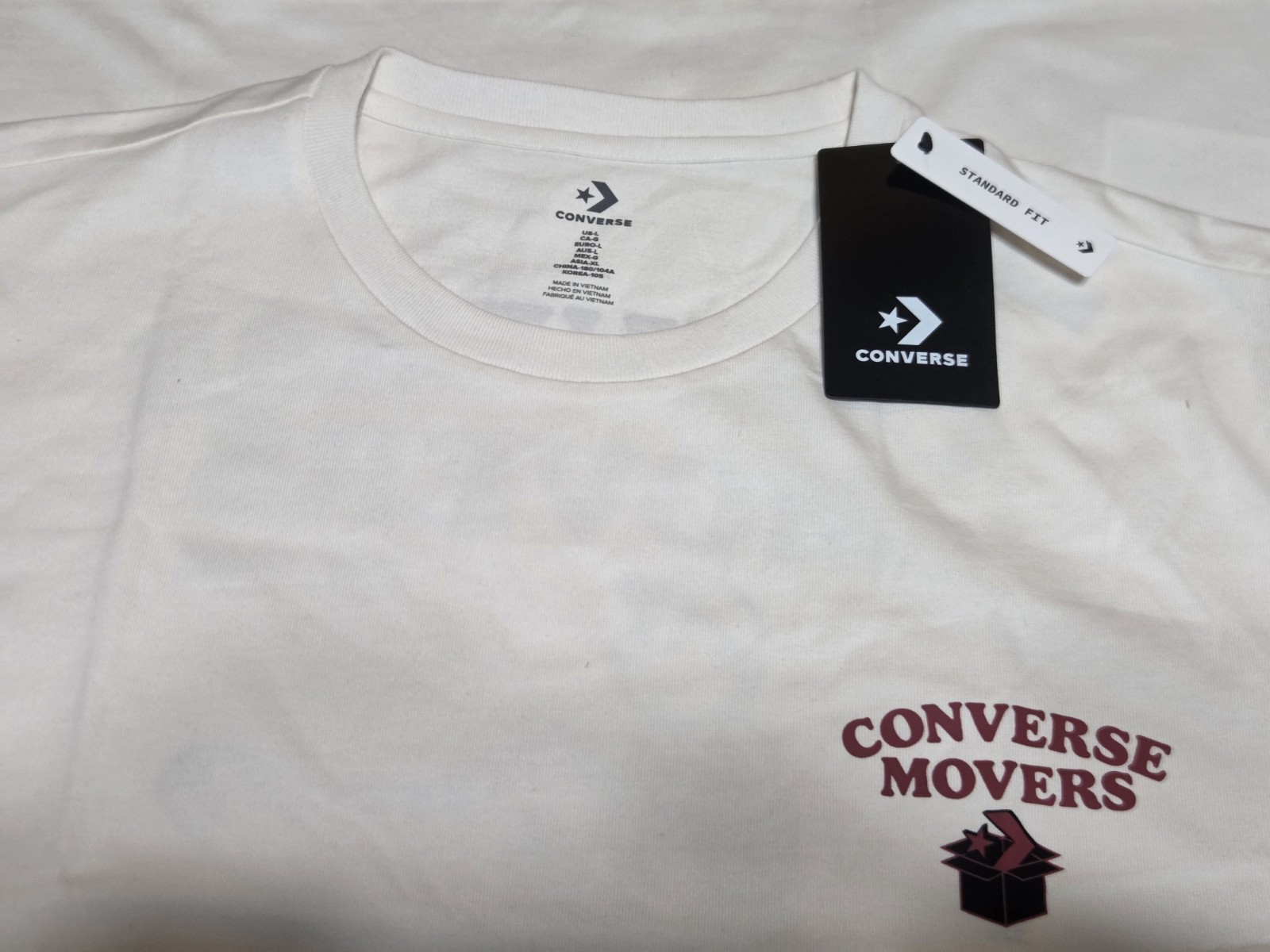 NWT Converse Men's Beige Graphic Print Shortsleeve T-Shirt gallery