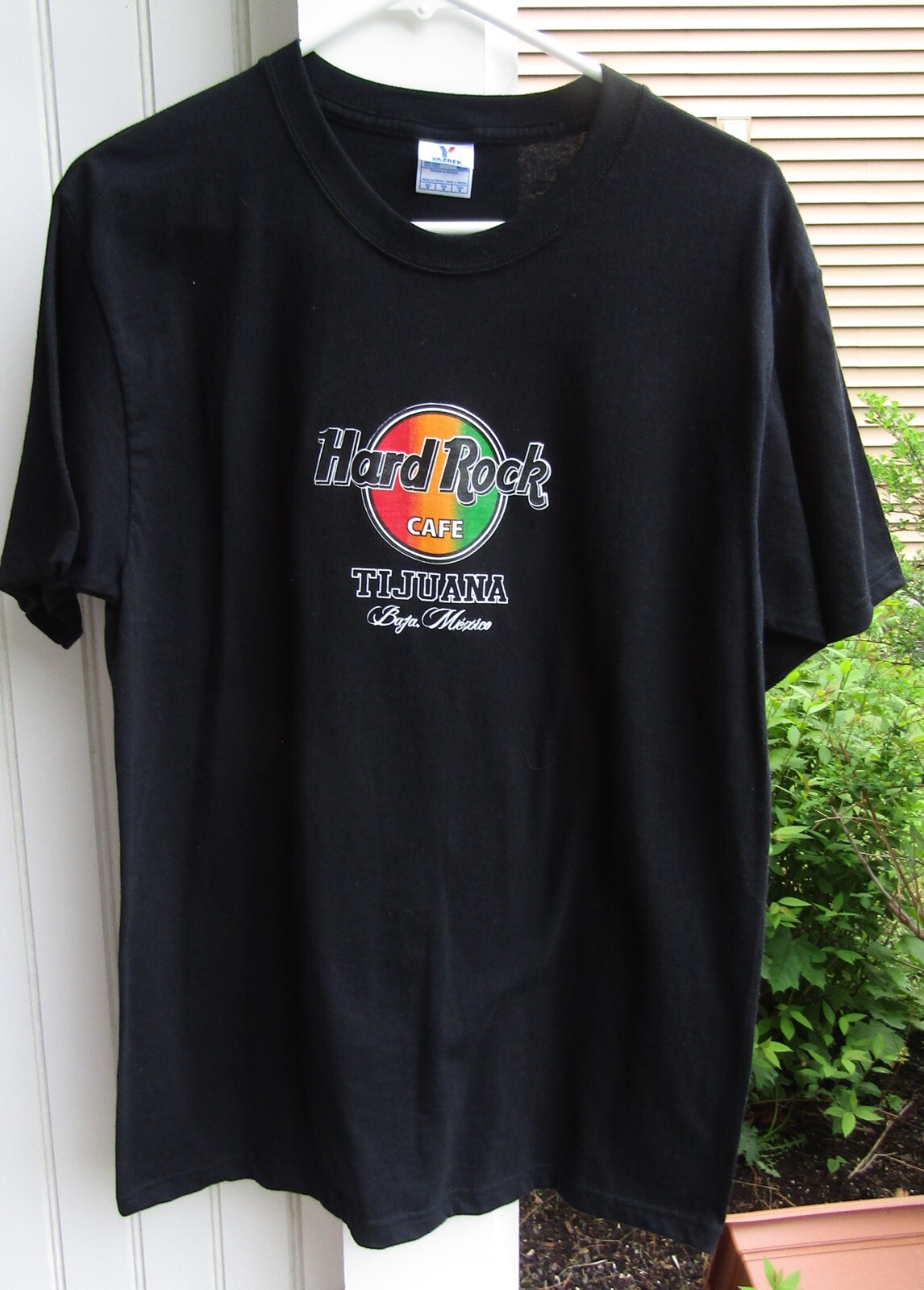 Vintage Hard Rock Cafe Tijuana Mexico T Shirt Size M great graphics NICE gallery